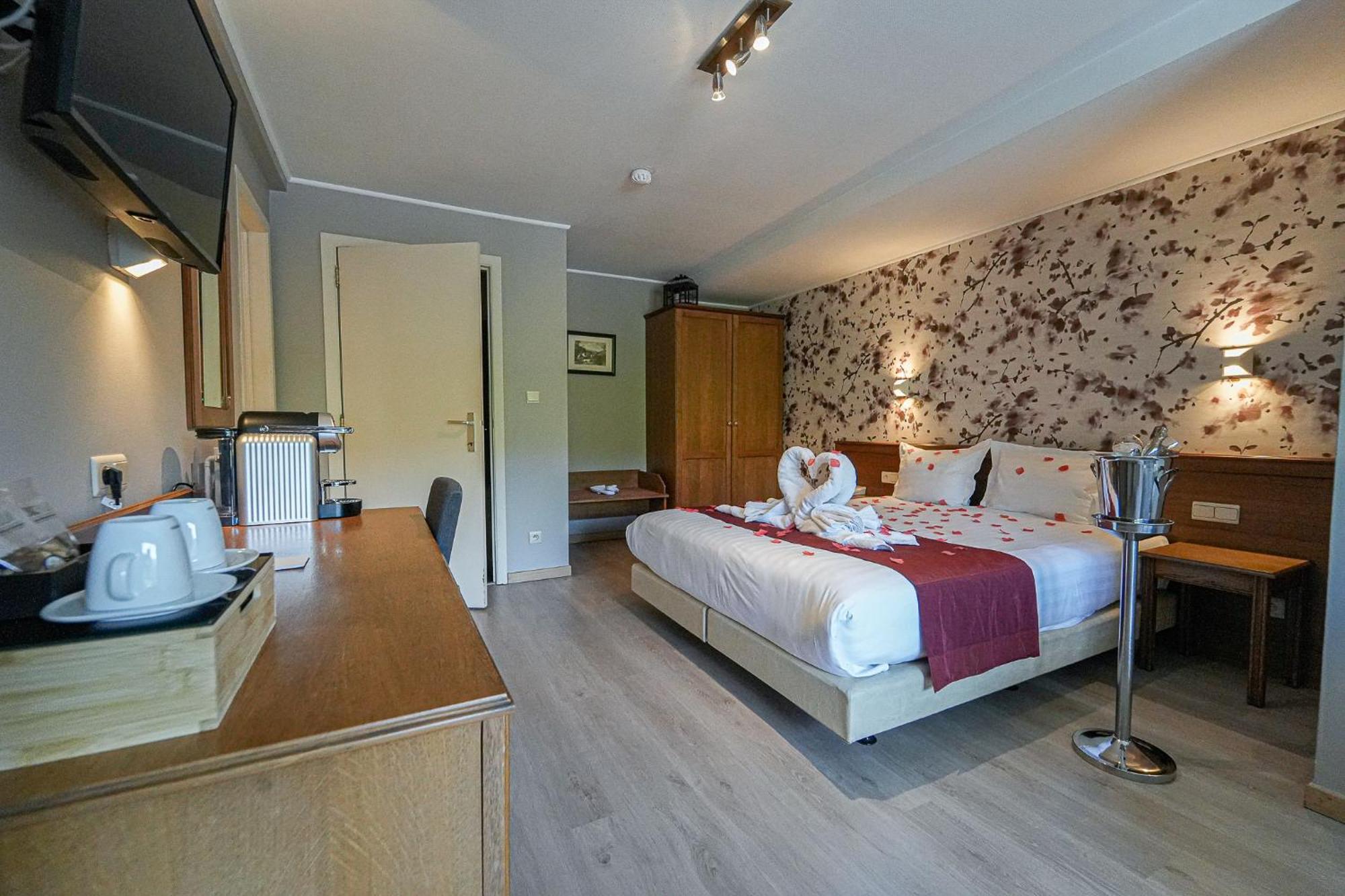 Hotel Panorama Bouillon Exterior foto
